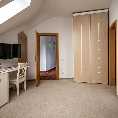 Bed & Breakfast Monti Poiana Brasov