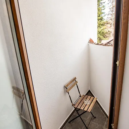 Monti Bed & Breakfast *